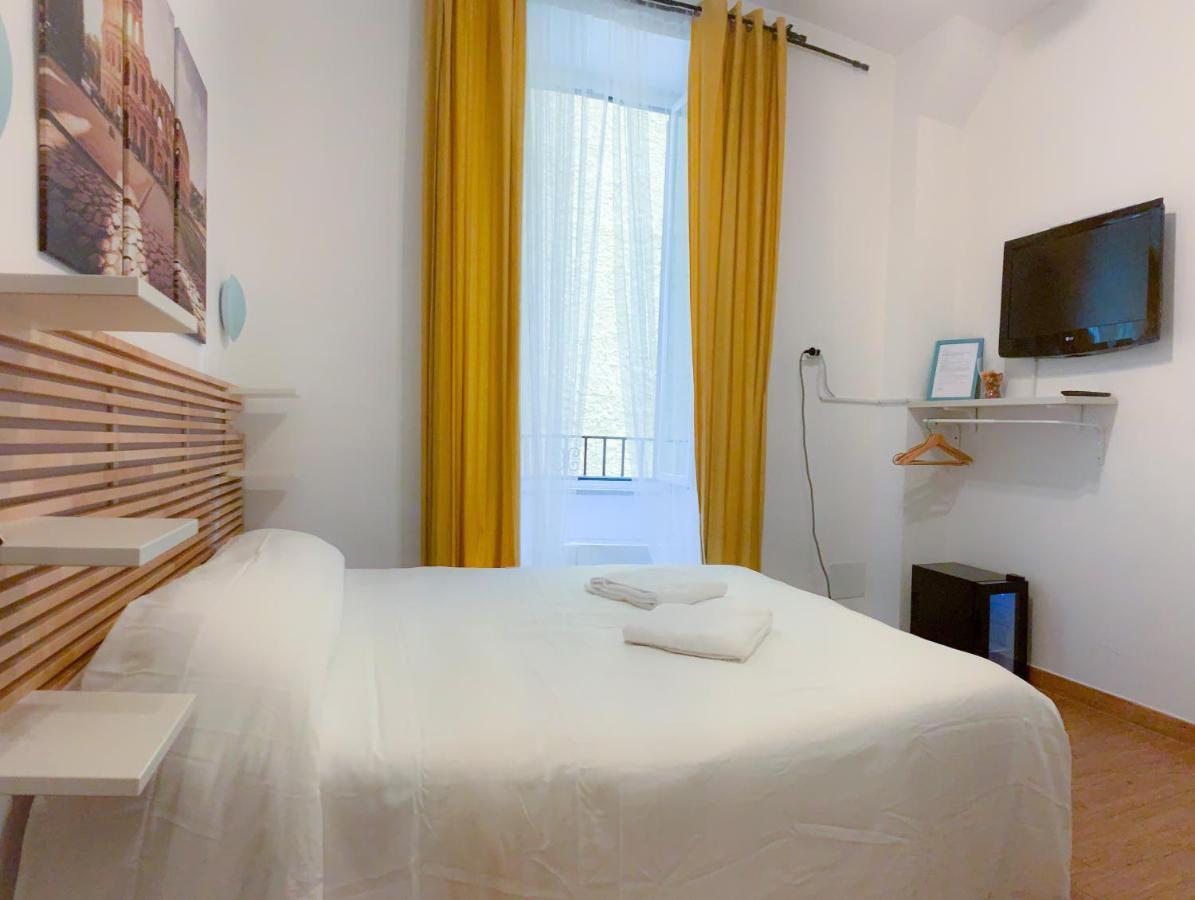 Double Room Private External Bathroom