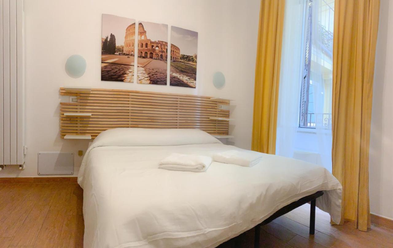 Double Room Private External Bathroom