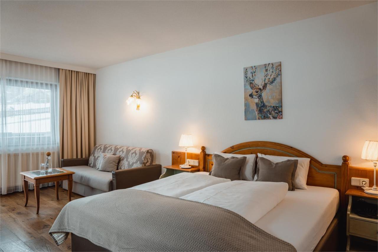 Double Room (2 Adults + 1 Child )