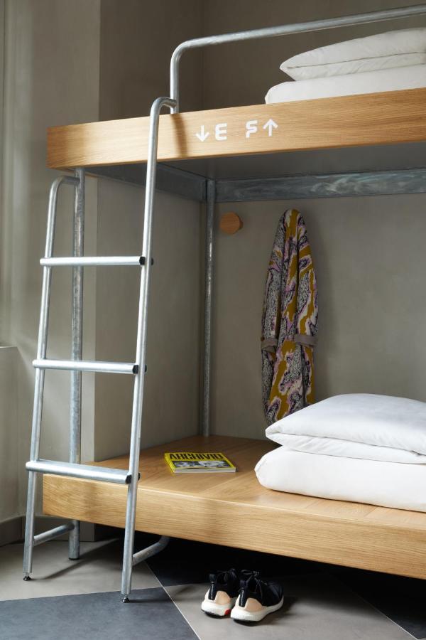 Bed 6-Bed Mixed Dormitory Room Shared External Bathroom