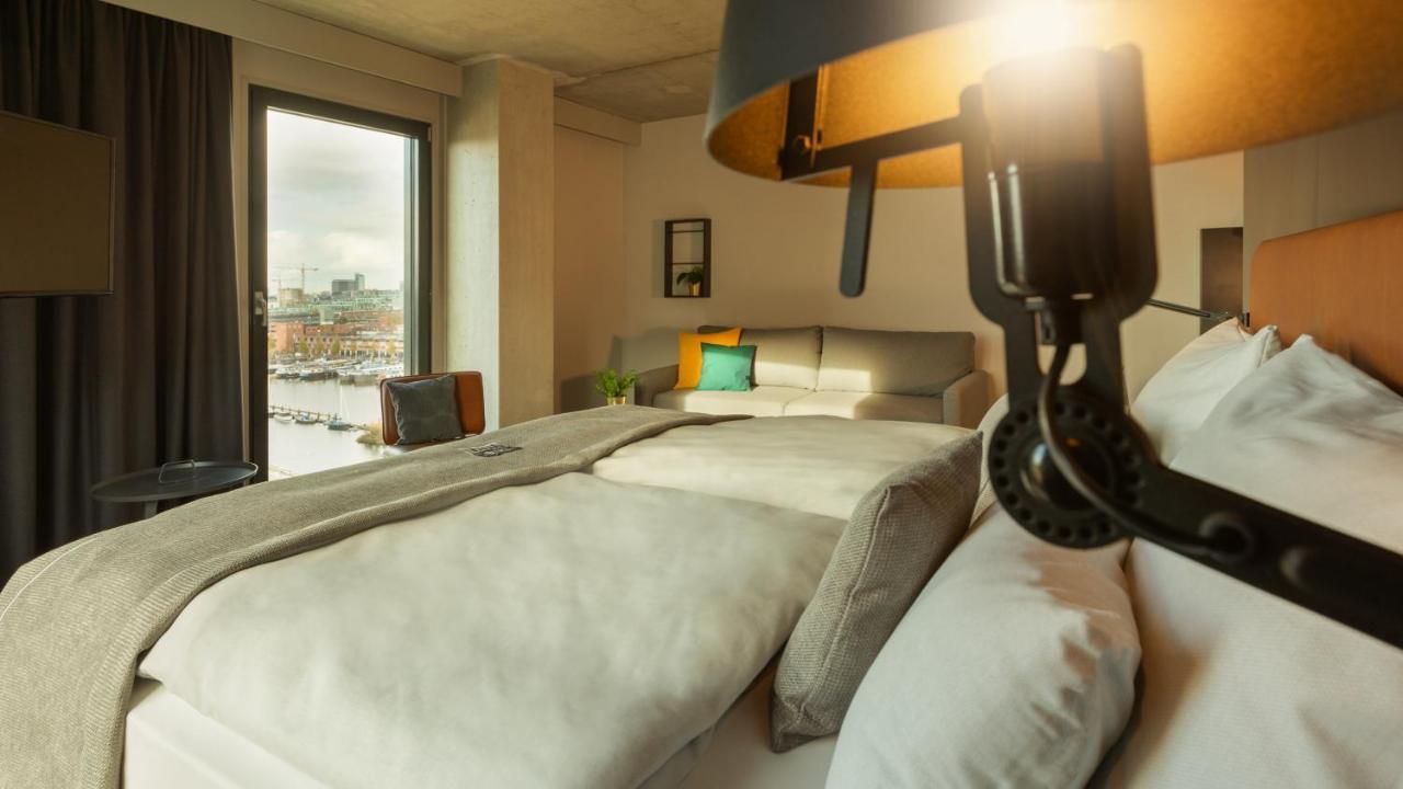 Premium Queen Room with sofa bed