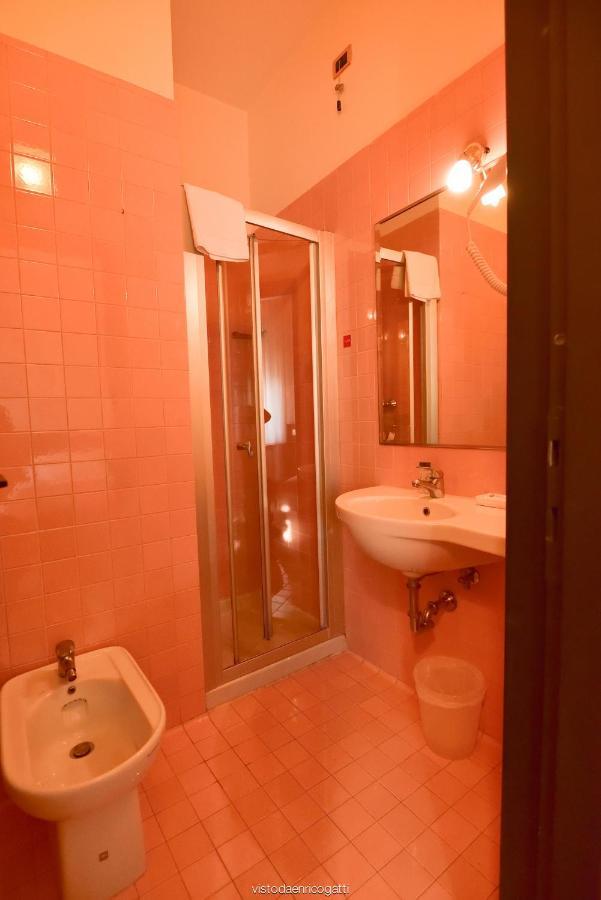 Double Room French Bed