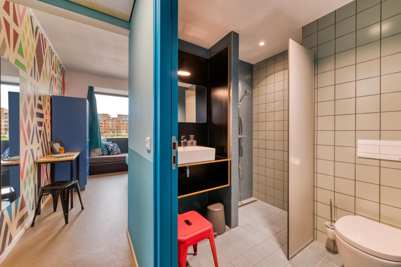 Comfort Double Room Private Bathroom River View