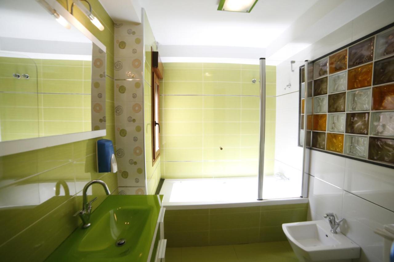 Single Room Disability Access,639327720:JPEG