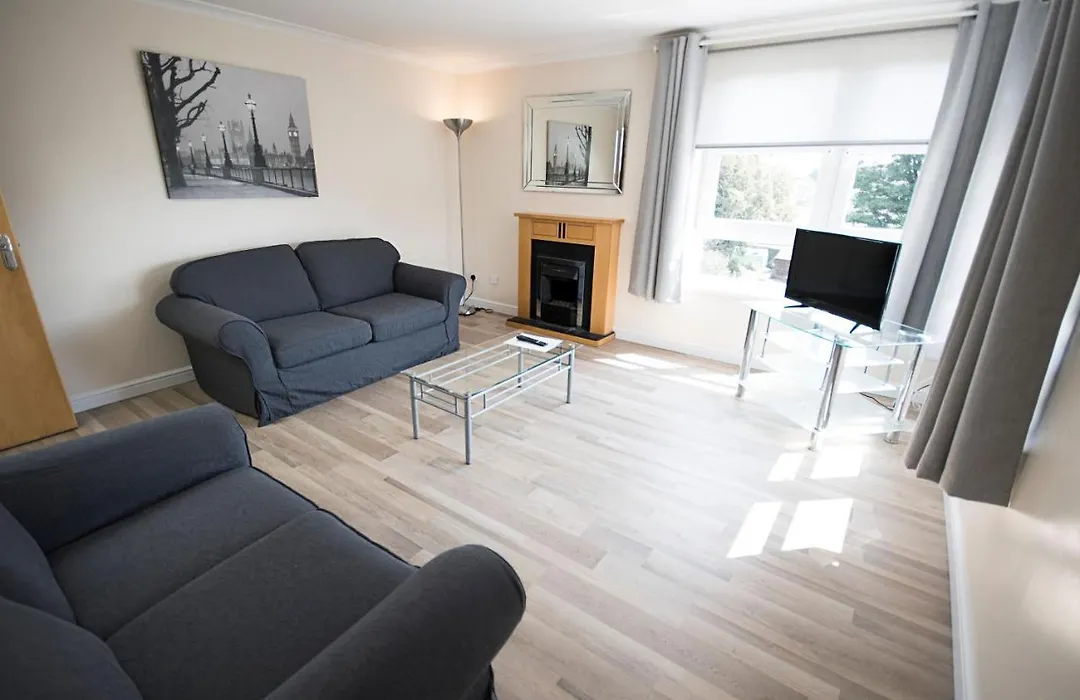 Lochend Serviced Apartments-1