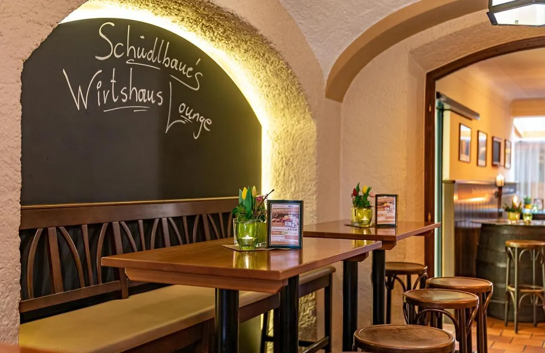 Schüdlbauer´s Hotel-Restaurant-Bar-1