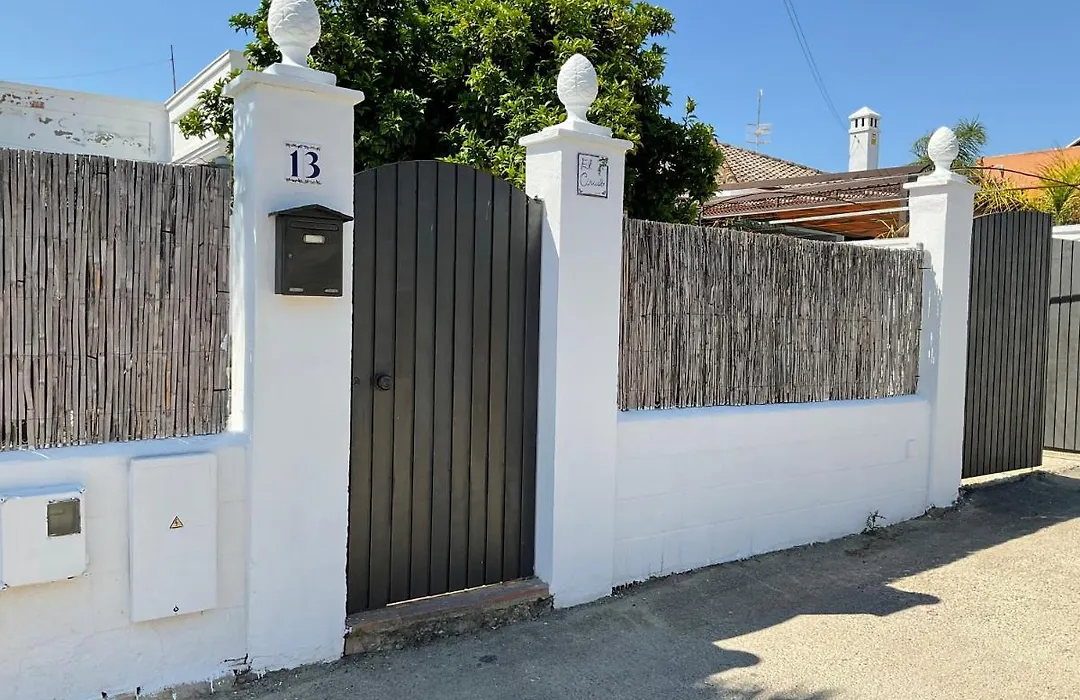 Casa con Piscina en Sanlucar de Barrameda-1