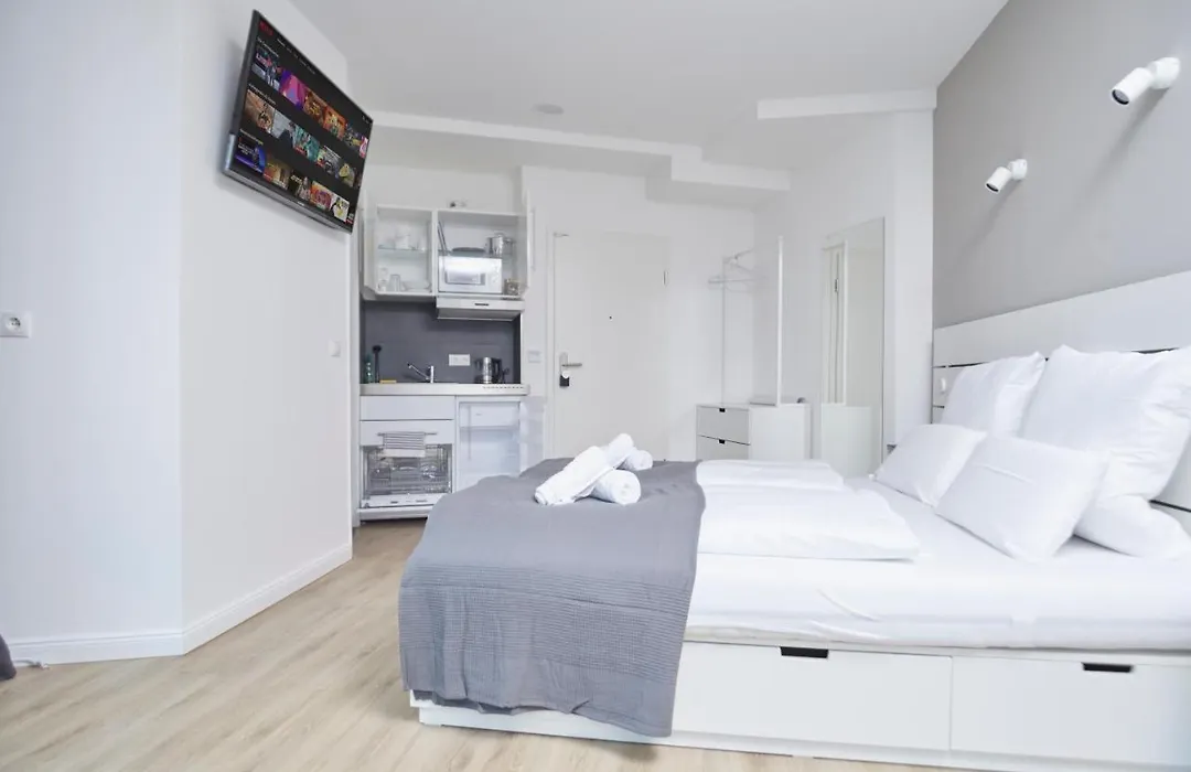 Hamburg Nord Apartments-1