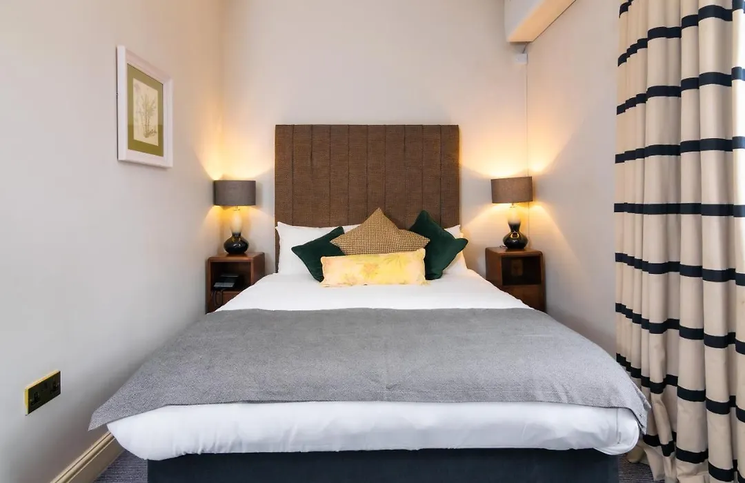 Tulse Hill Hotel-1
