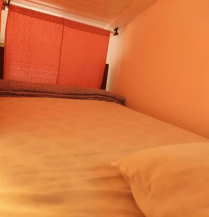 E Hostel-1