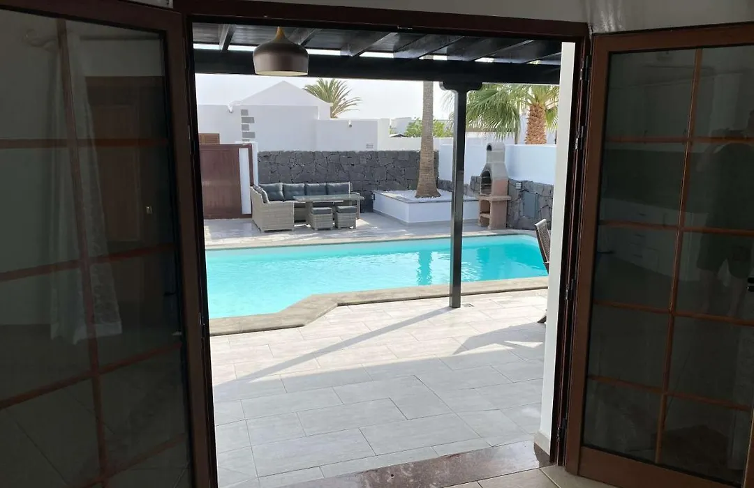 Stunning Villa Arabella - Heated Pool - Bbq - Amazing Terrace - Playa Blanca-1