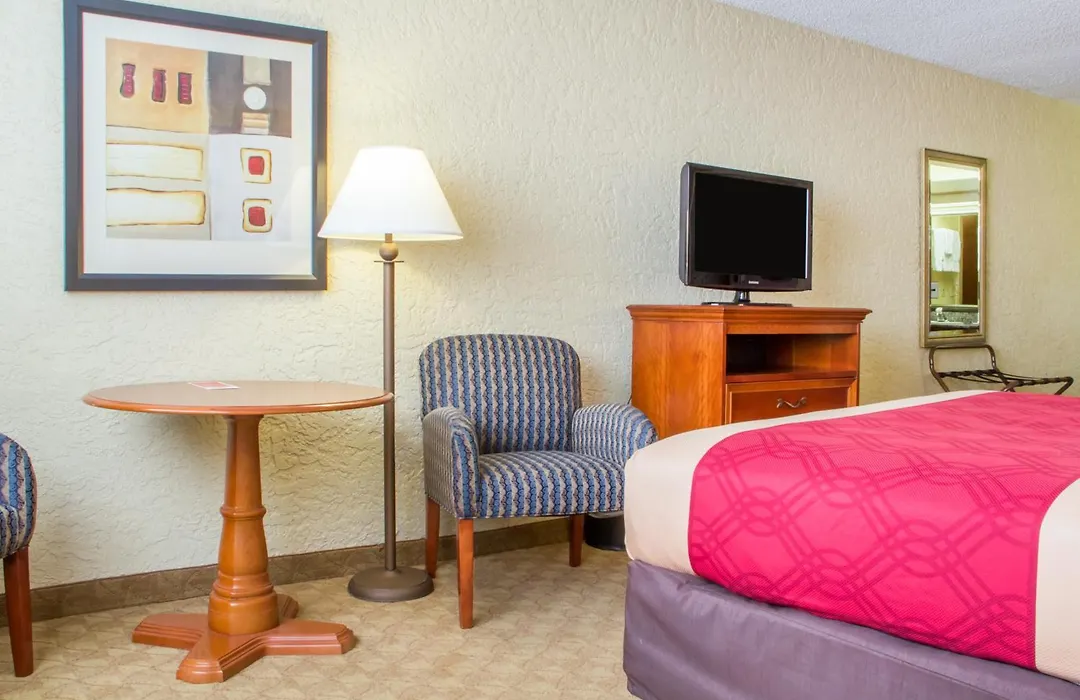 Econo Lodge Broken Arrow-Tulsa-1