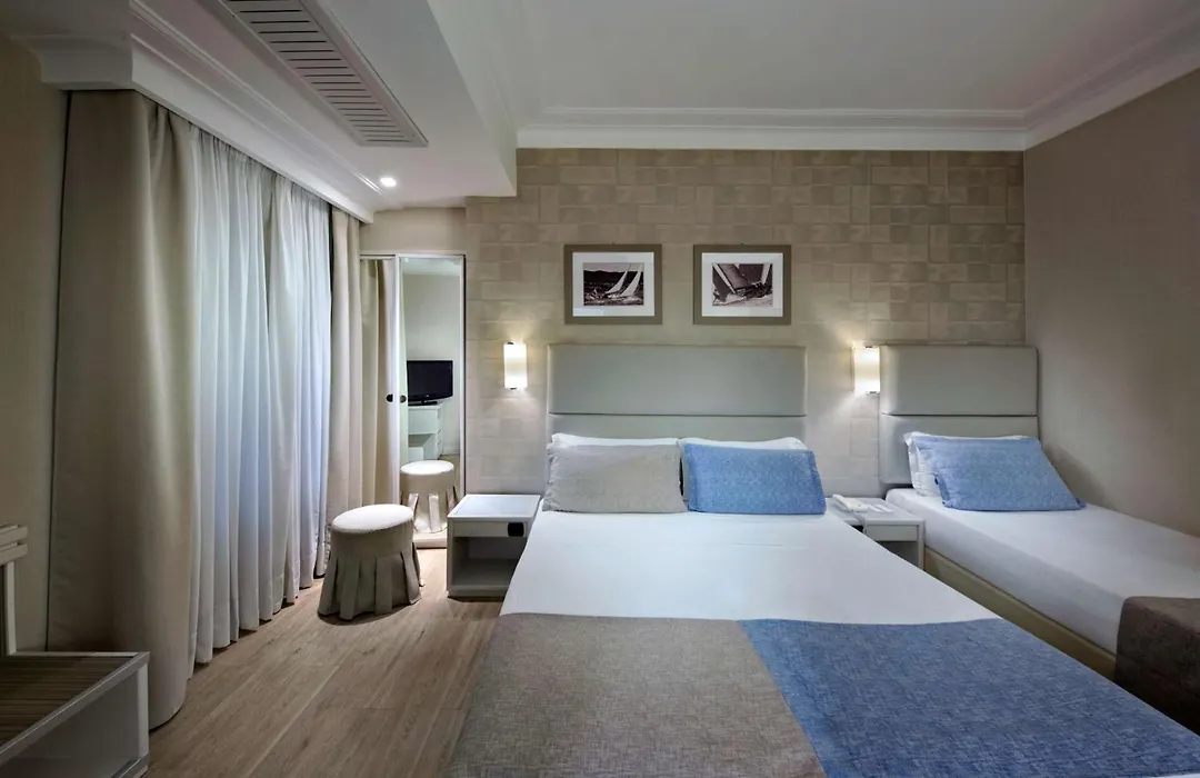 Hotel Paradiso-1