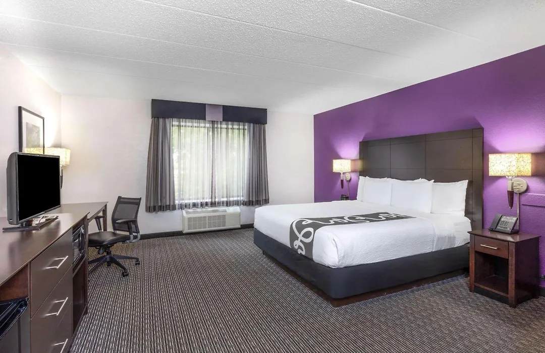 La Quinta By Wyndham Clifton/Rutherford-1