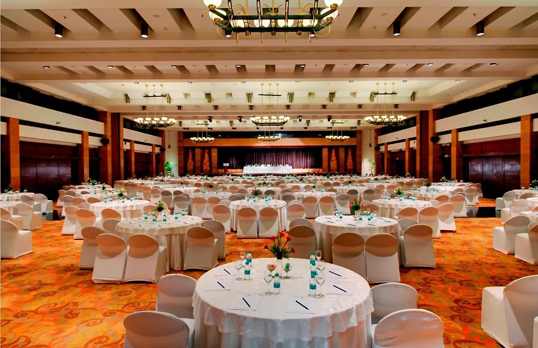 Jaypee Palace Hotel-1