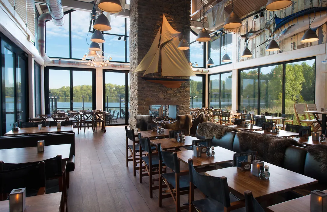 Courtyard by Marriott Amsterdam Airport-1