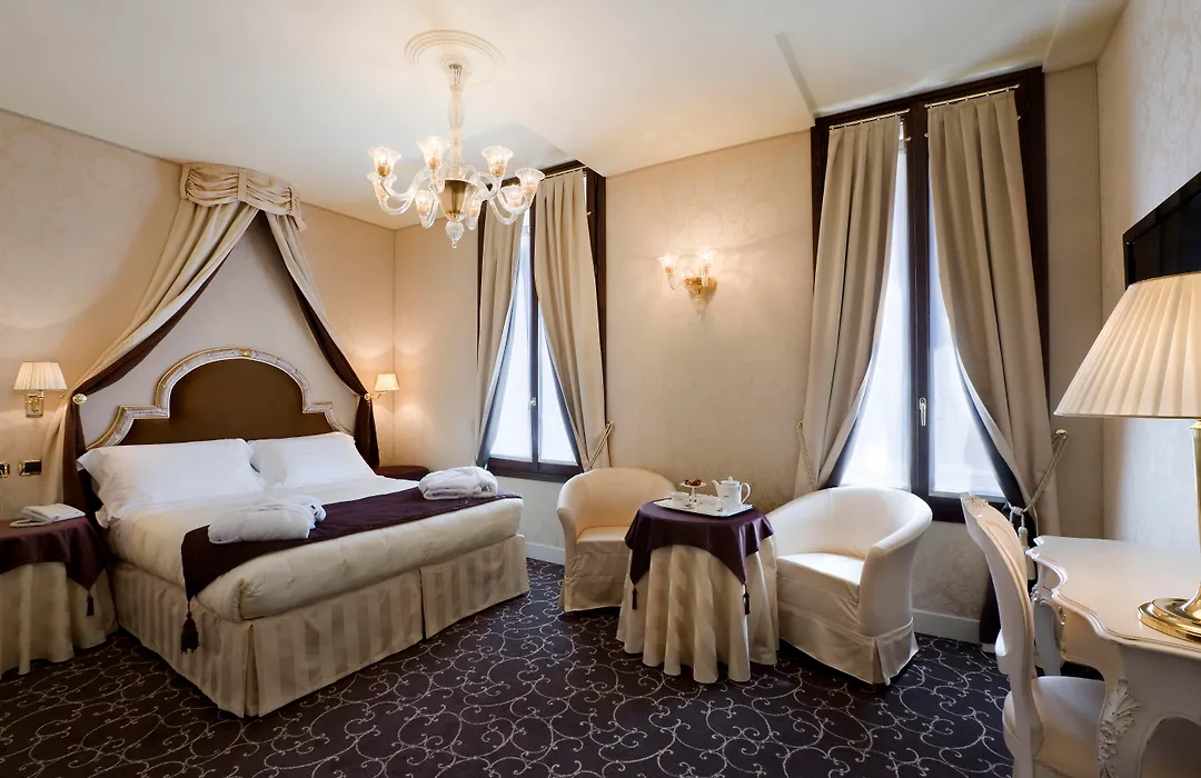 Maison Venezia | Una Esperienze-1