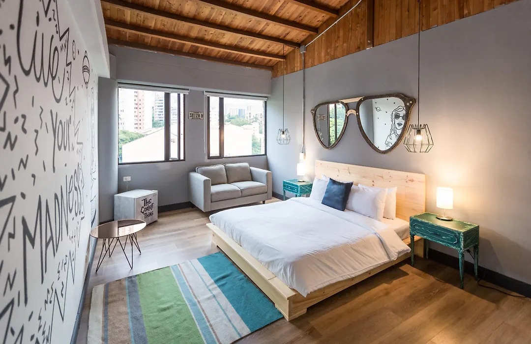 Socialtel Provenza Medellin-1