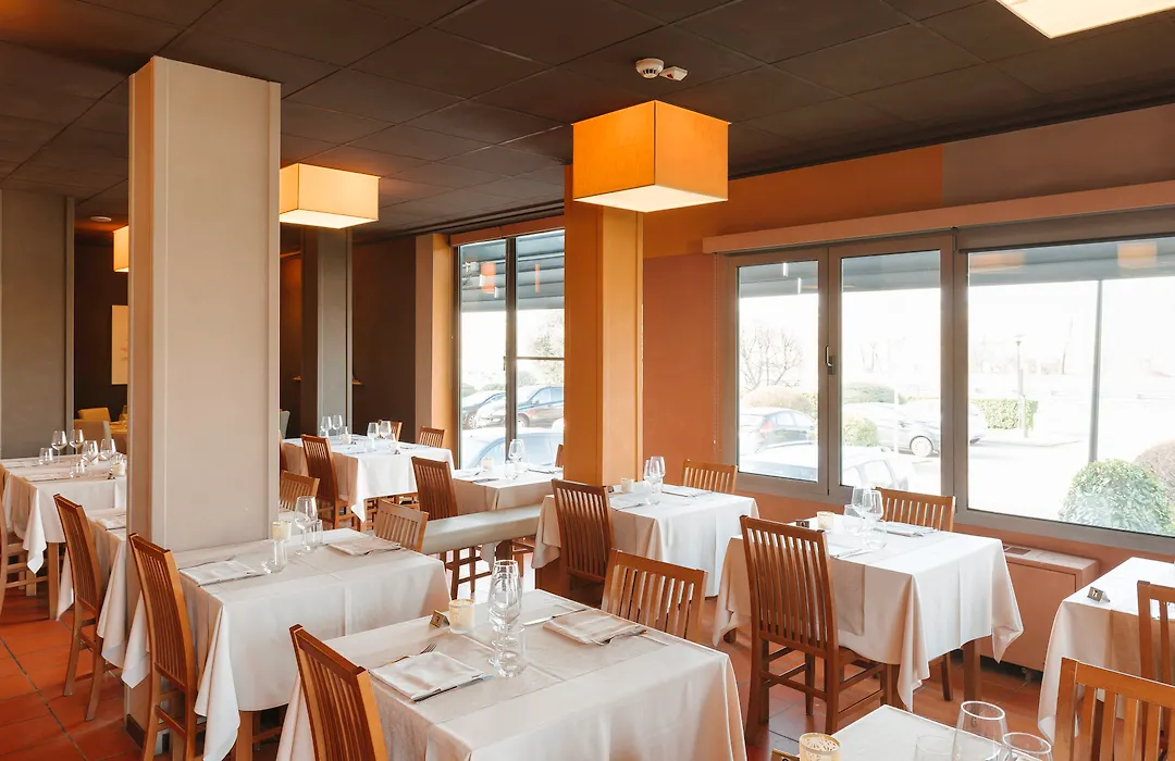 Smart Hotel King, By R Collection Hotels-1