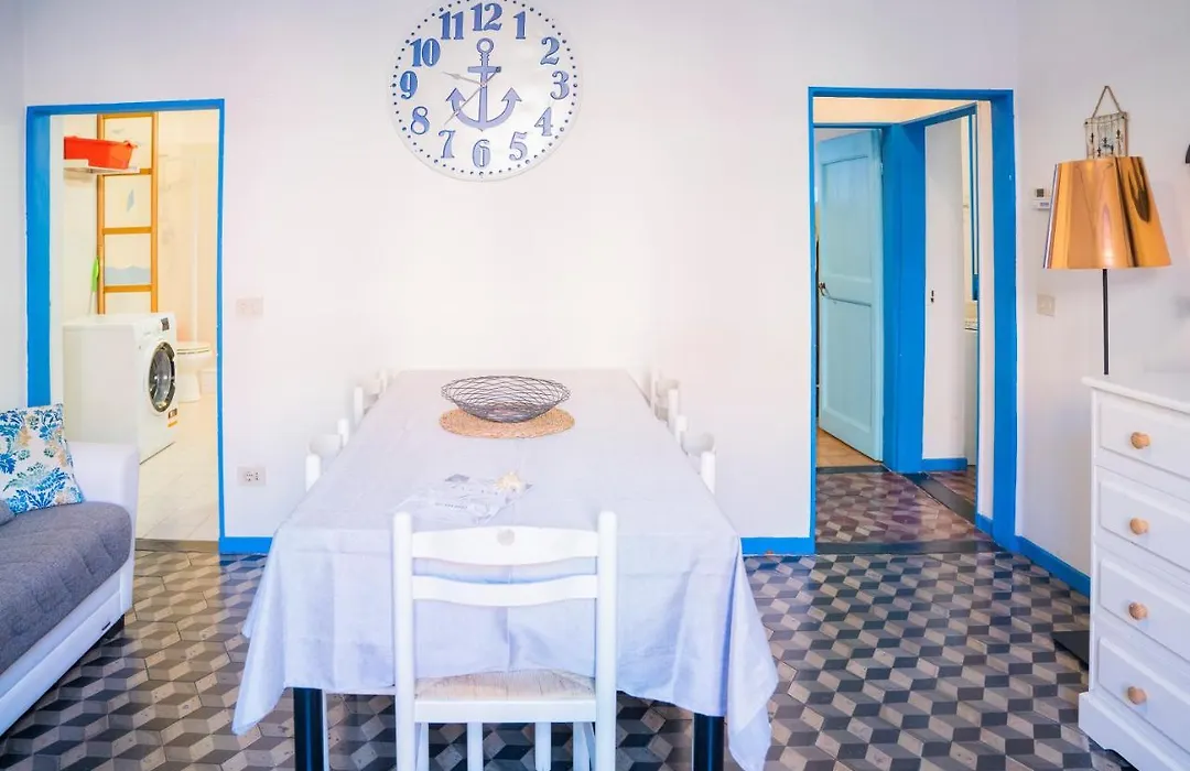 077 - Casa Fede in Centro, 500METRI da Mare e Spiaggia-1