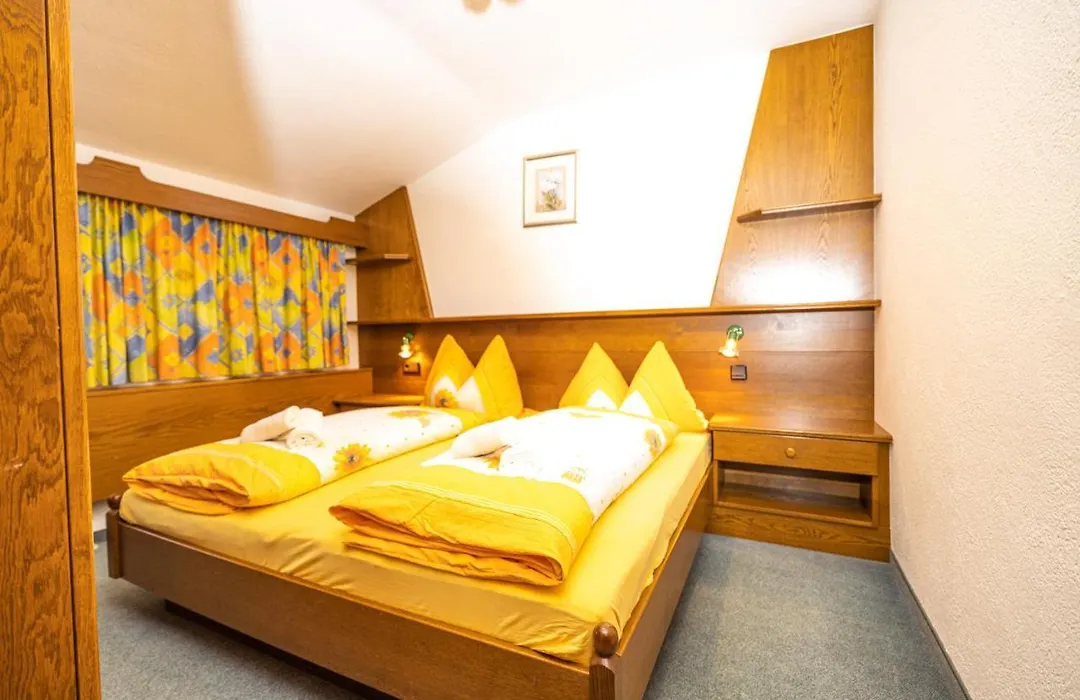 Haus Anton Soelden - Apartments & Zimmer-1
