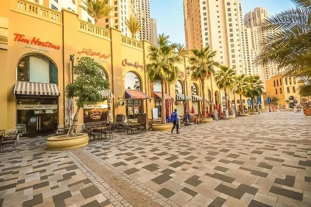 Luxury Apartments In Dubai Marina-1