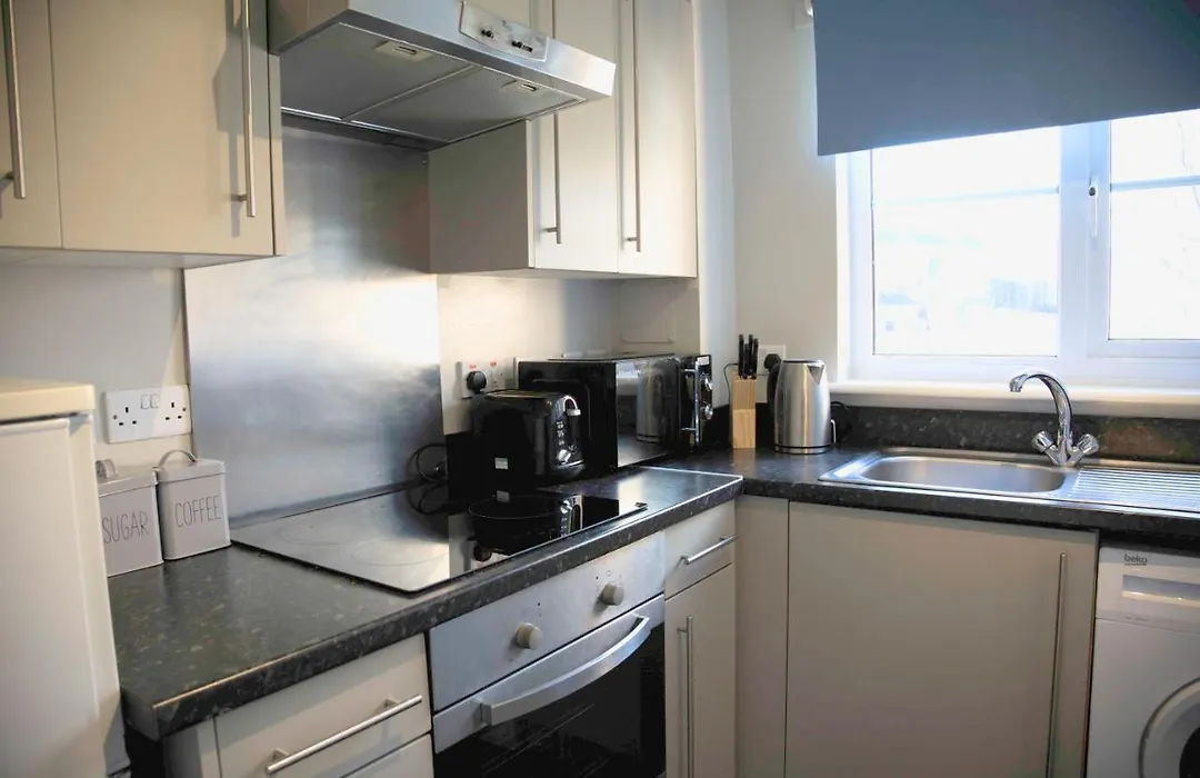 The Nelson - Spacious City Property And Free Parking-1