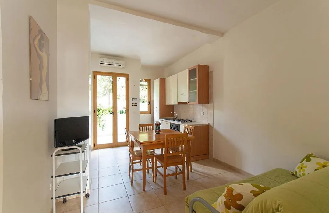 Blue Area Apartments - Fromhometosalento-1