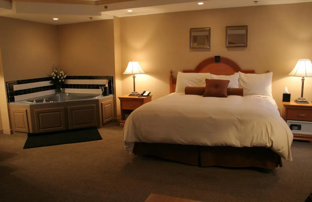 Ambassador Hotel Milwaukee, Trademark Collection By Wyndham-1