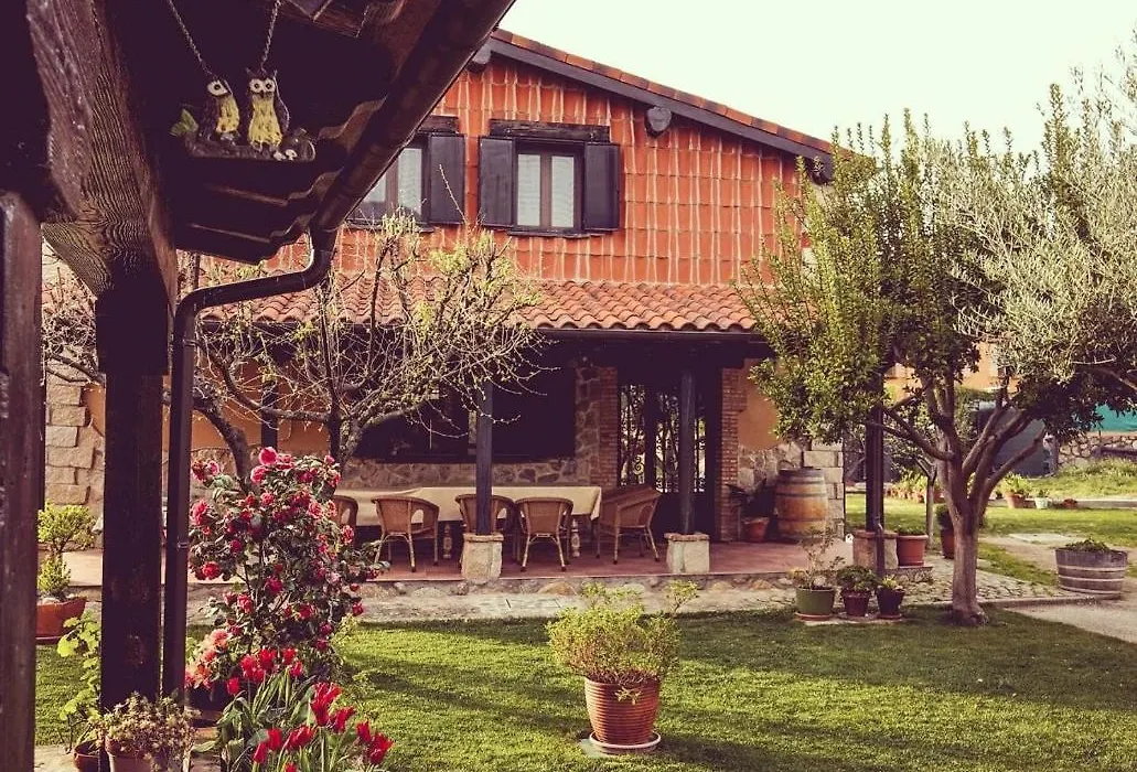 Apartamentos Rurales Fuente Chiquita-1