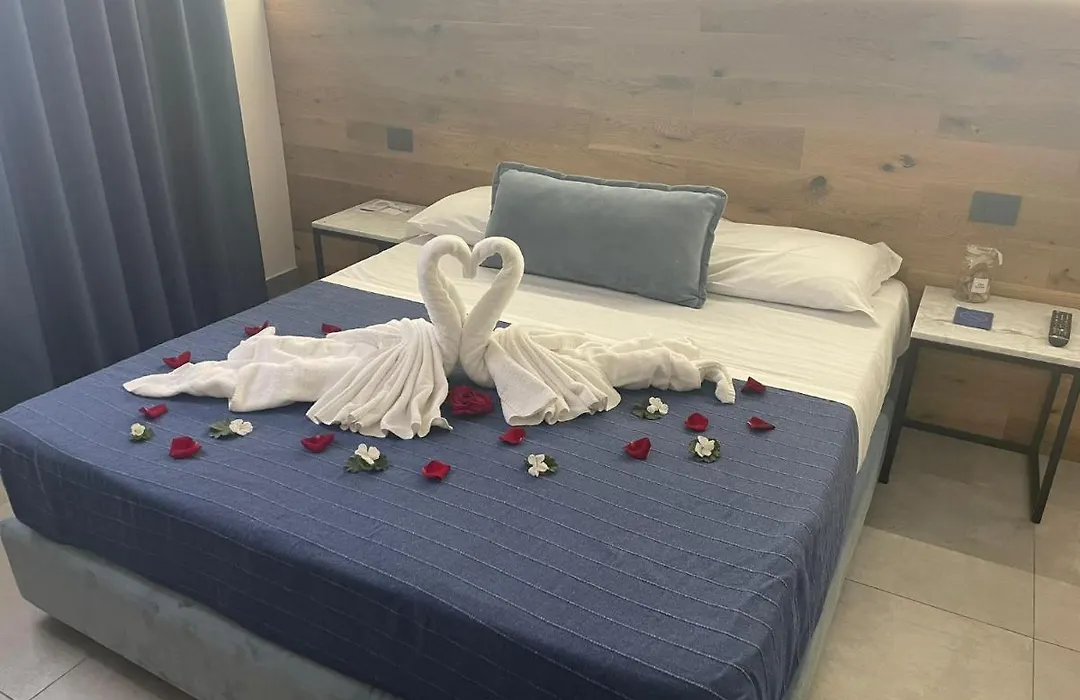 Hotel Portum-1