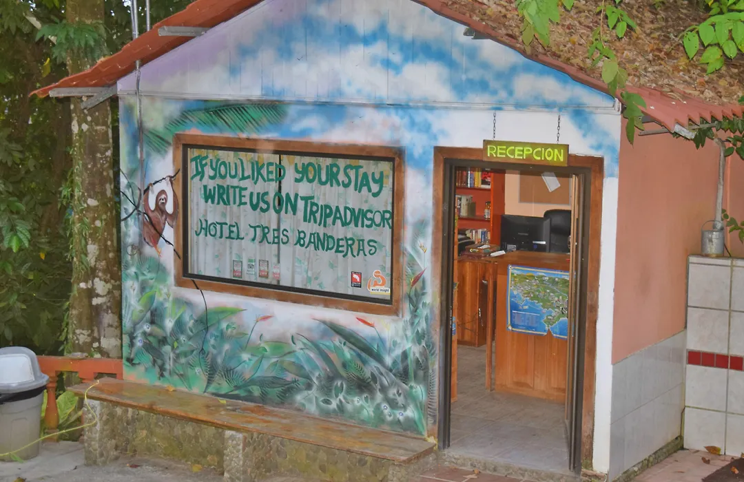 Hotel Tres Banderas-1