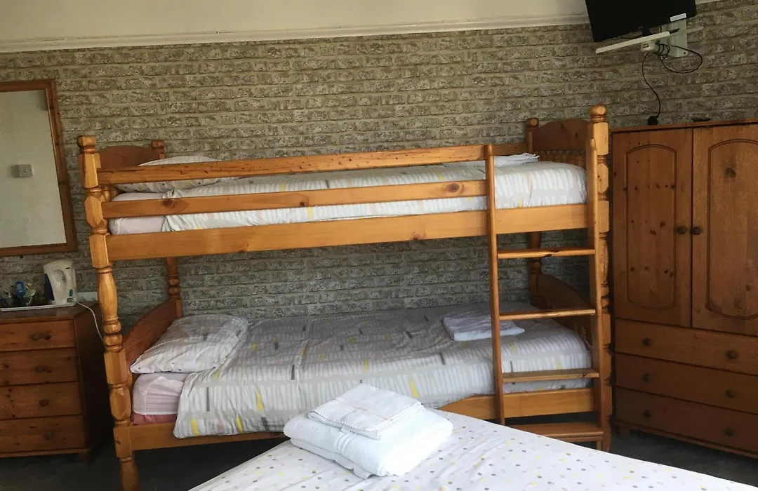 Royal Hotel-1