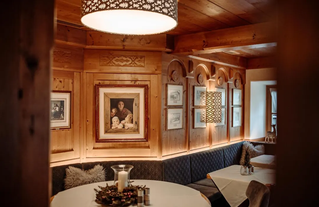 Hotel Lerch-1