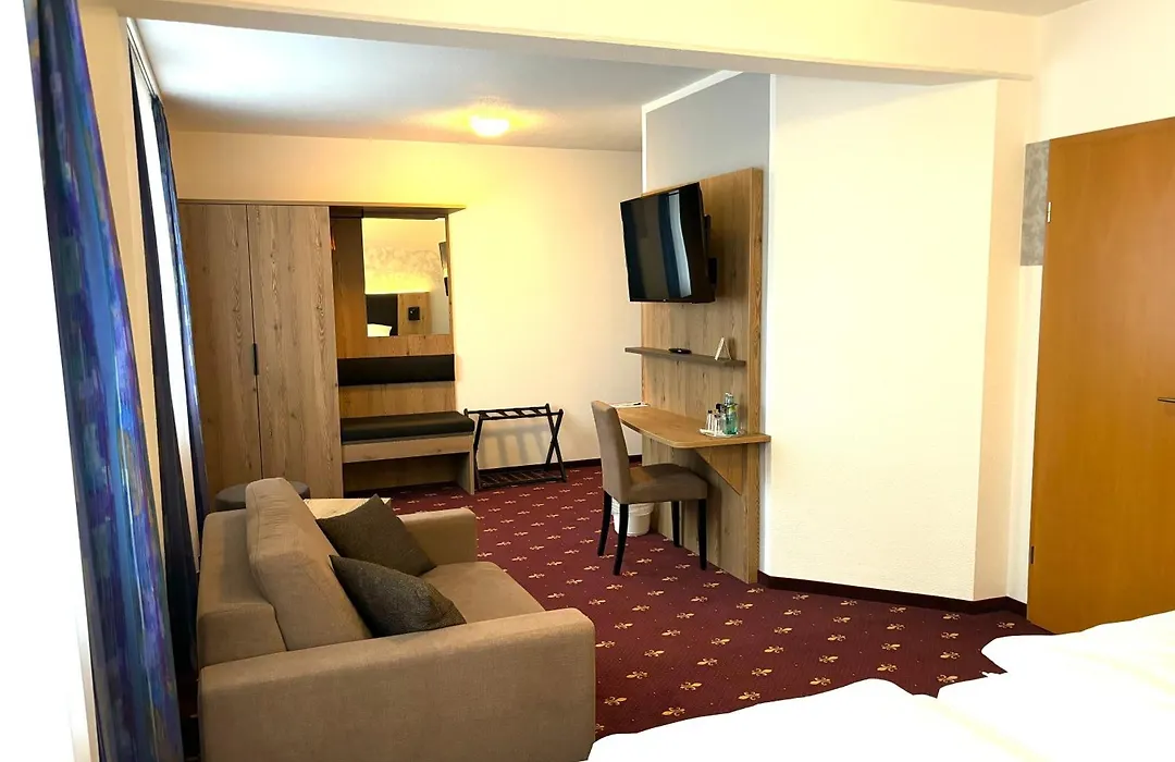Hotel Gasthof zur Heinzebank-1