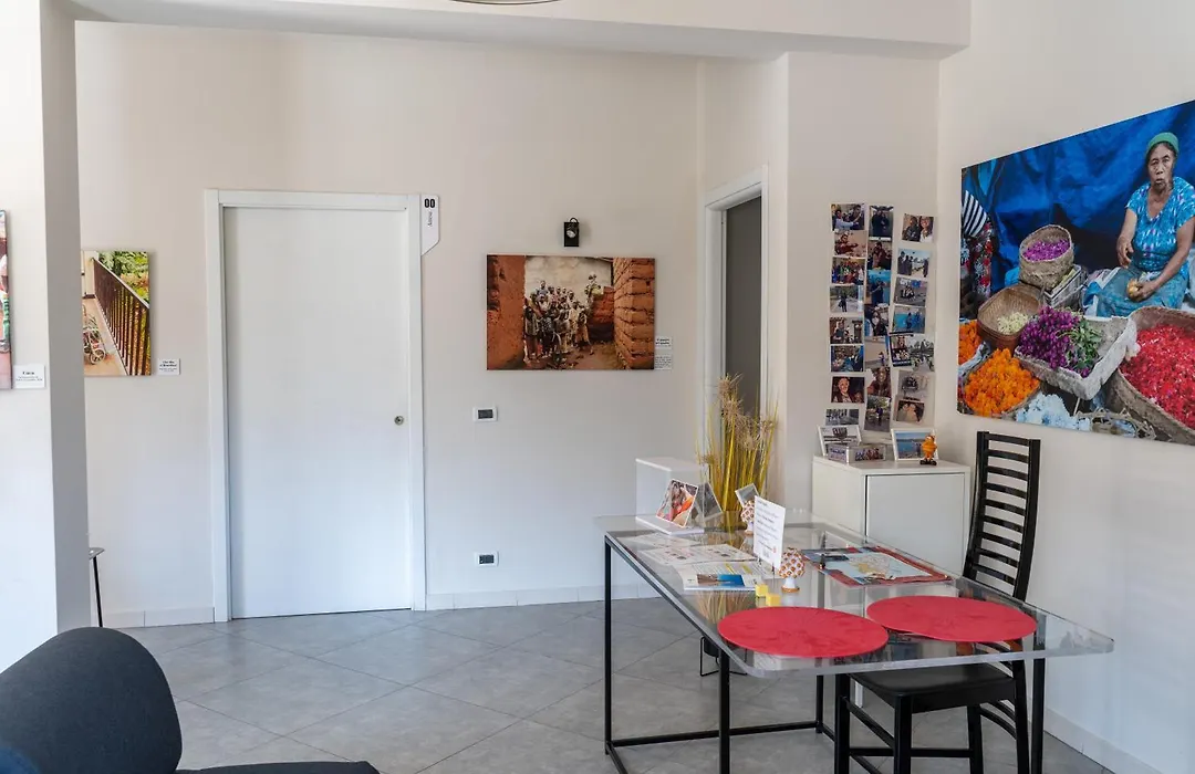 Click Art & Room-1