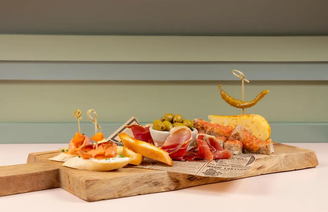 La Goleta Hotel De Mar - Adults Only-1