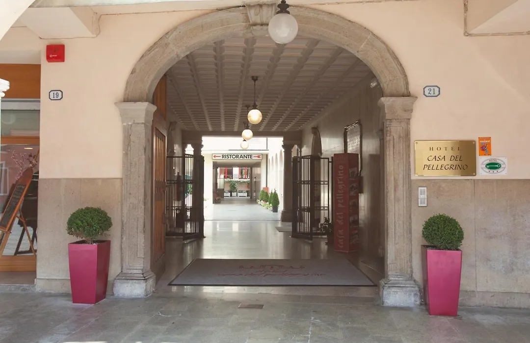 Hotel Casa Del Pellegrino-1
