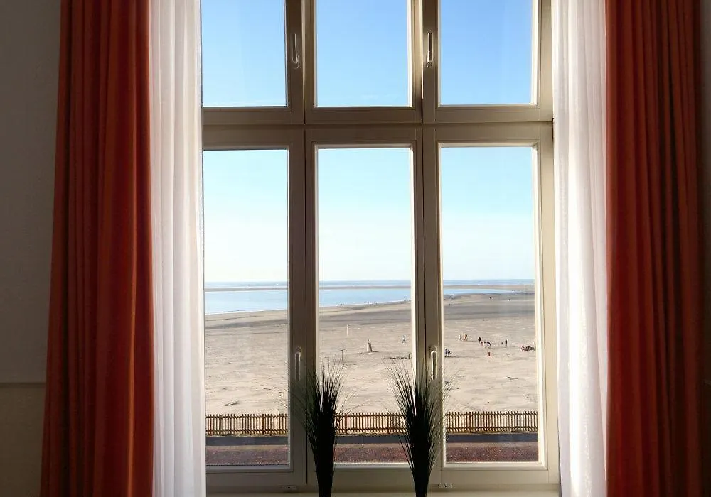 Strandhotel Hohenzollern-1