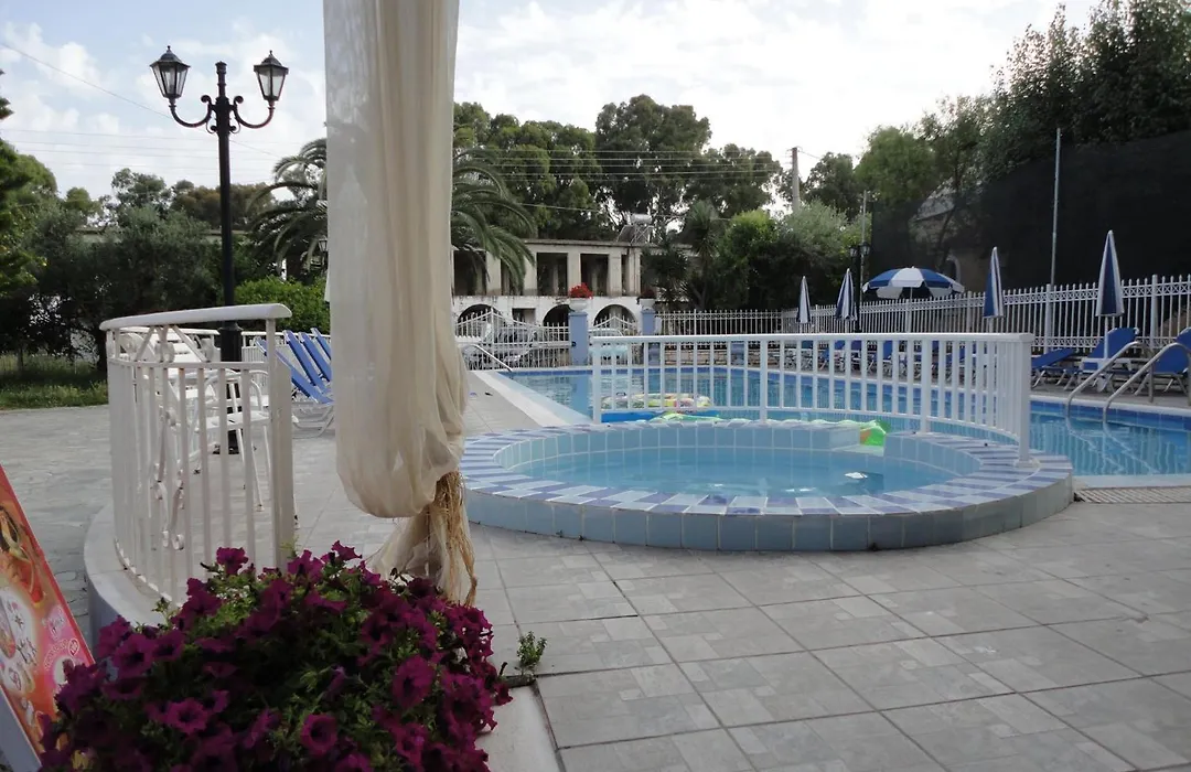 Tsolakis Studios & Apartments-1