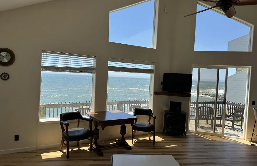 The Oceanfront Inn-1