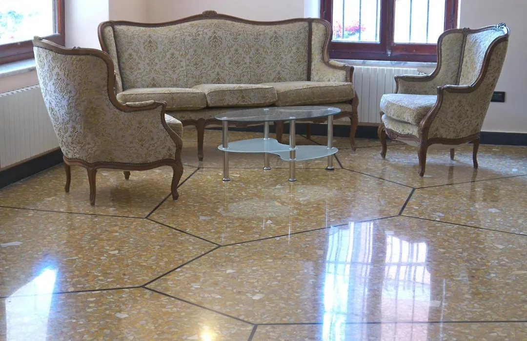 Hotel Flora-1