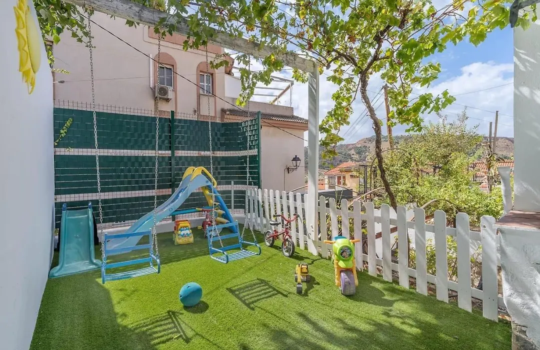 Casa rural VISTABLANCA en una sola planta con bonitas vistas y piscina - Junto a la capital y la Alhambra-1
