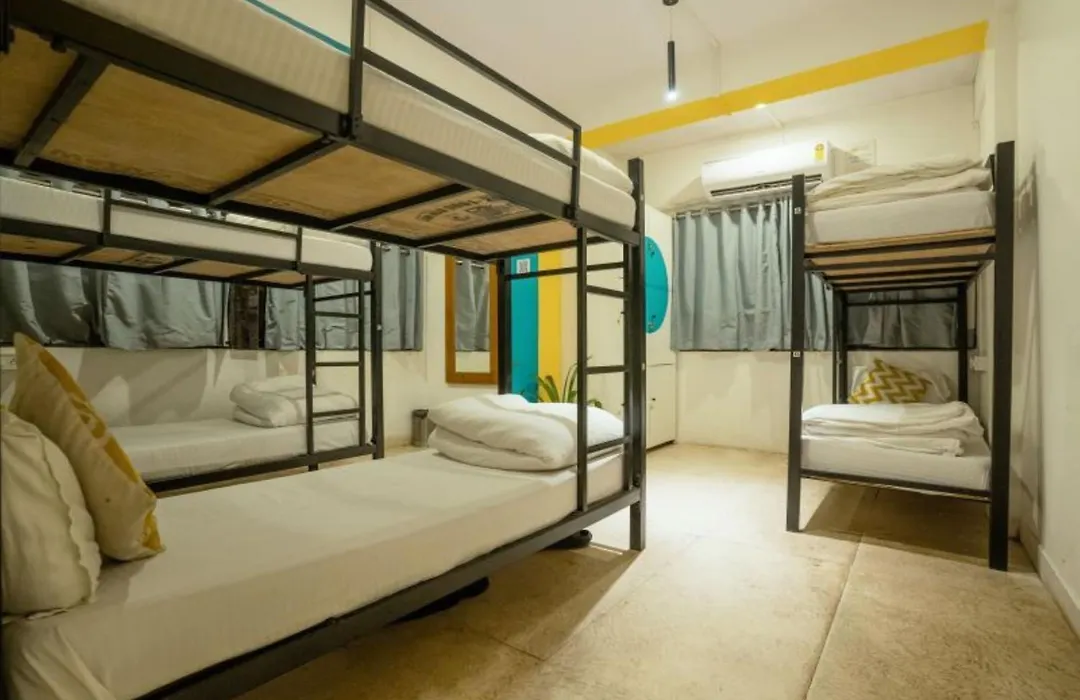 Locomo Hostel Express - Stay Work Eat-1