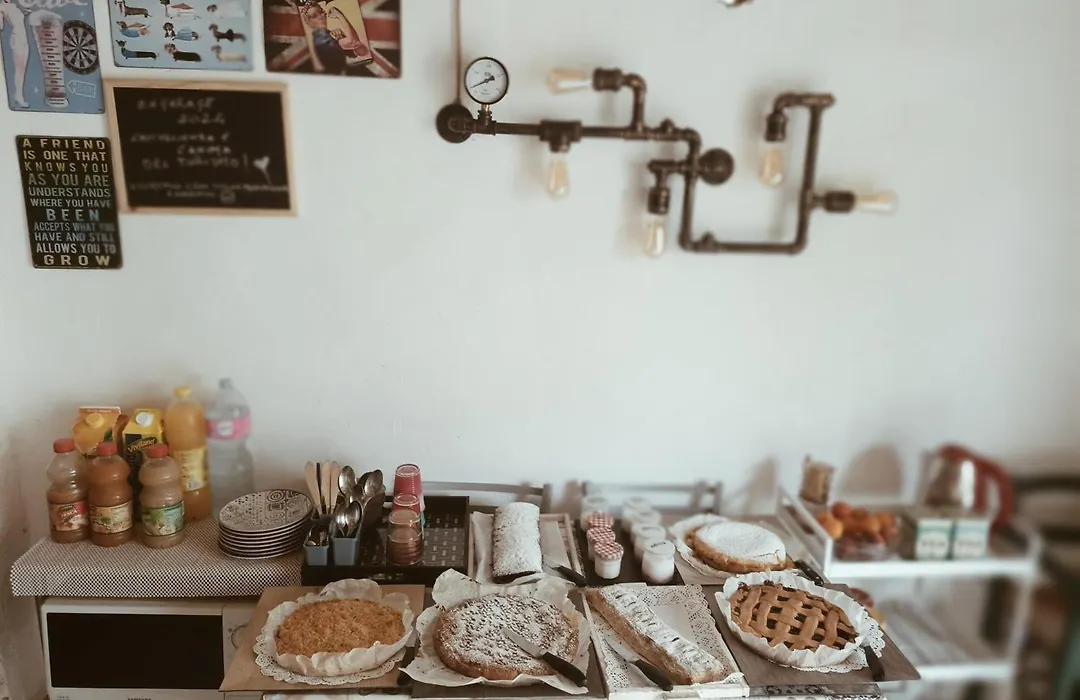 La casa sul tetto, Room's&Glamping-1