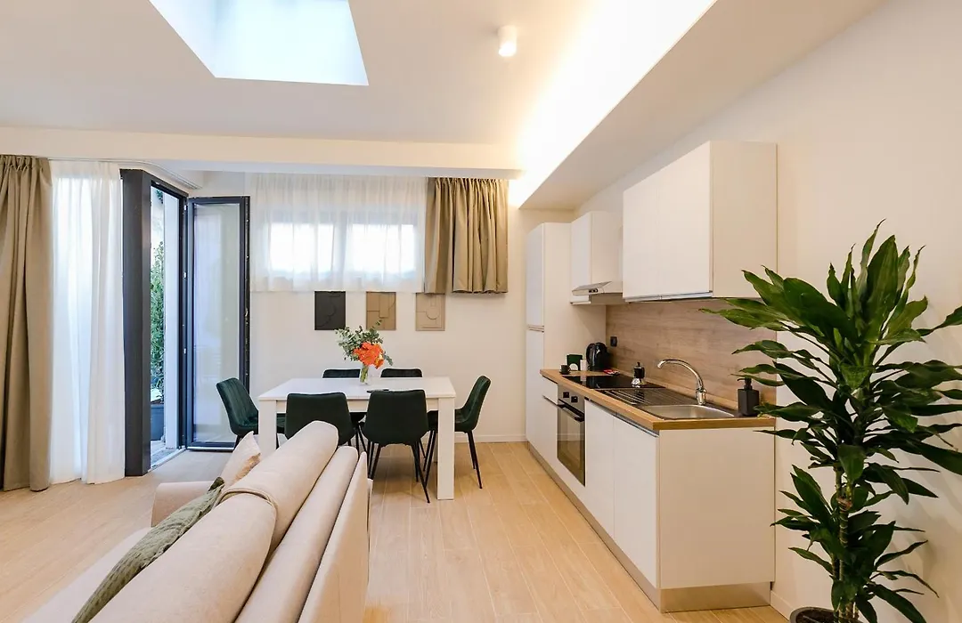 Aiello Hotels - CityLife Apartments-1