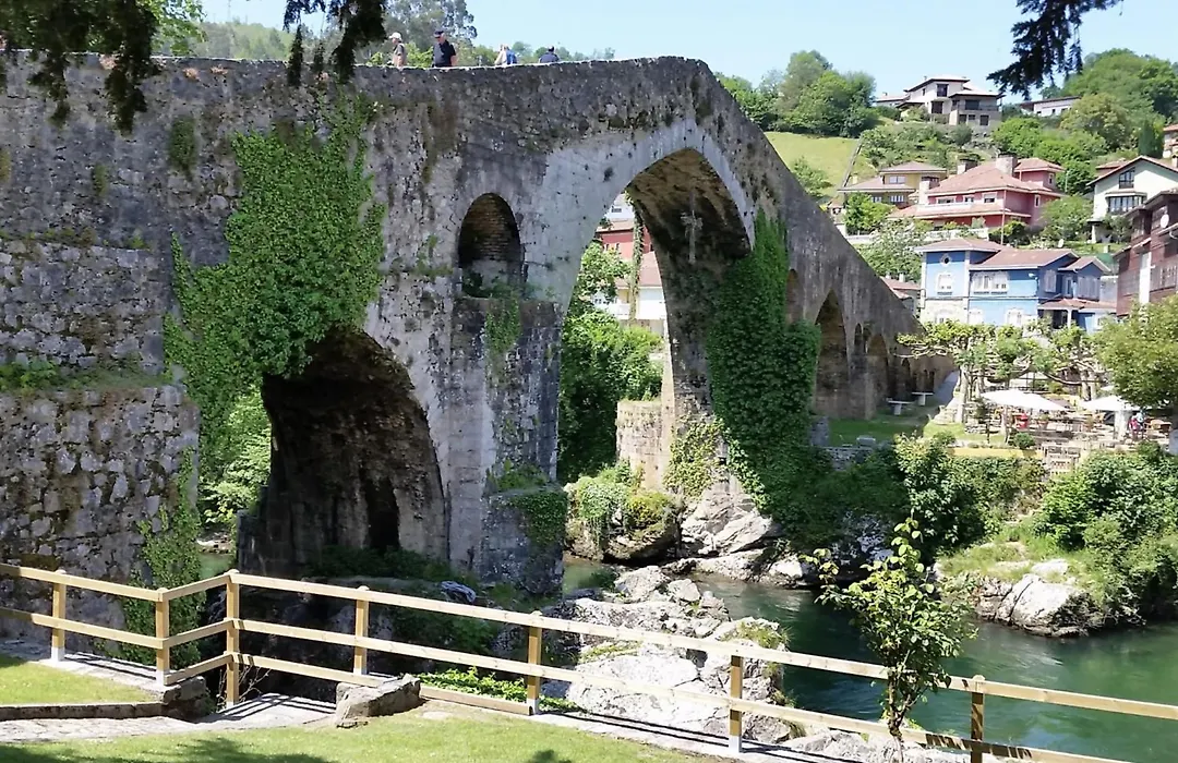 La Casona de La Vega, junto a Cangas de Onís-1