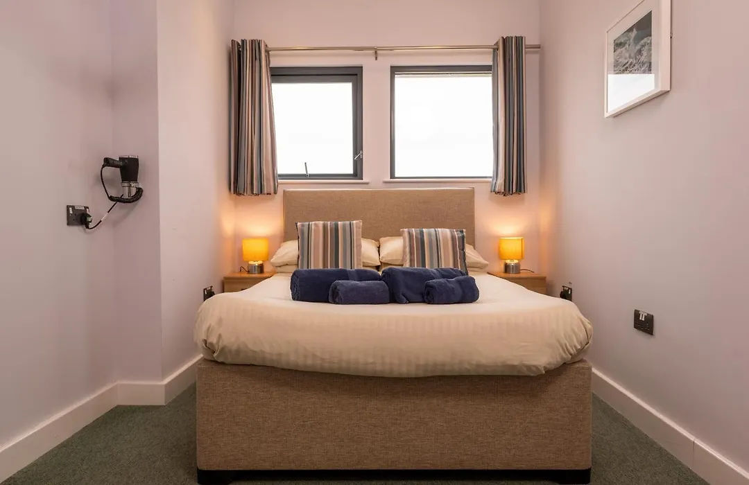 Harbour Stays - The Marine Centre, Saundersfoot Harbour, Sa69 9He-1