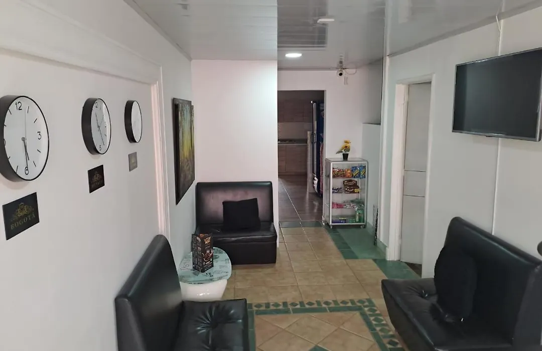Casa Hotel Mónaco-1
