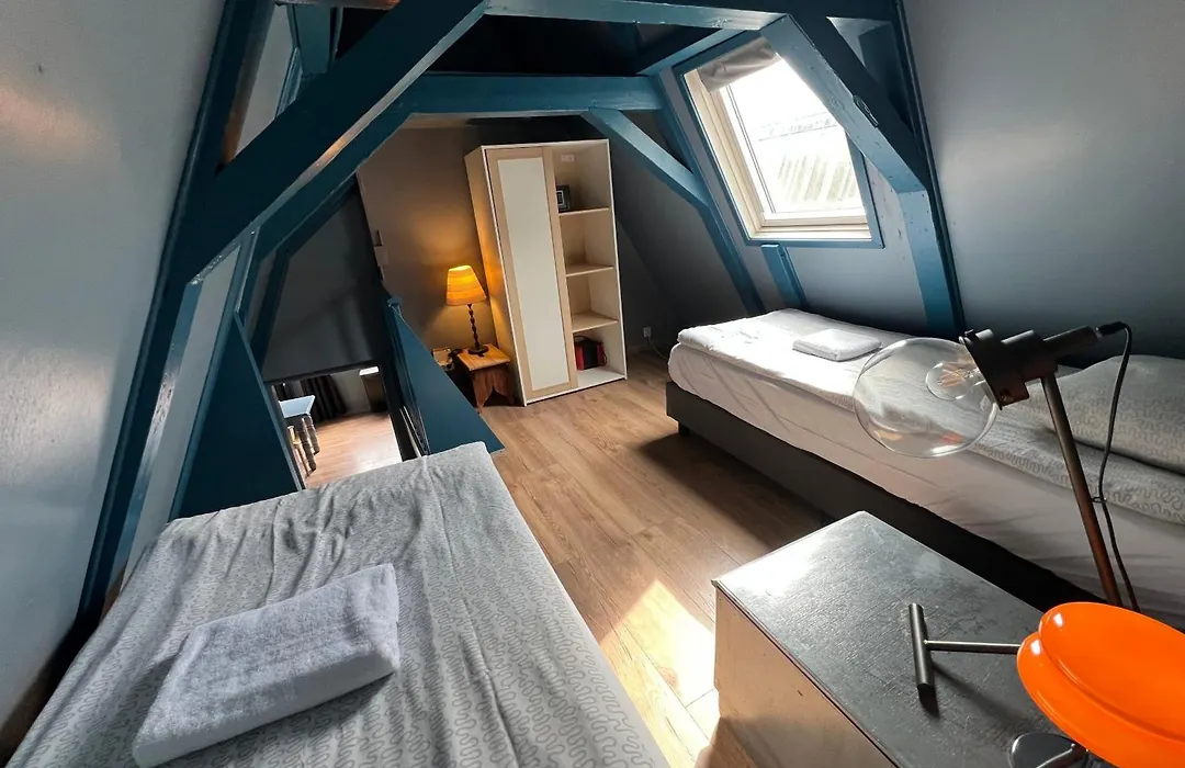 Nes B&B-1